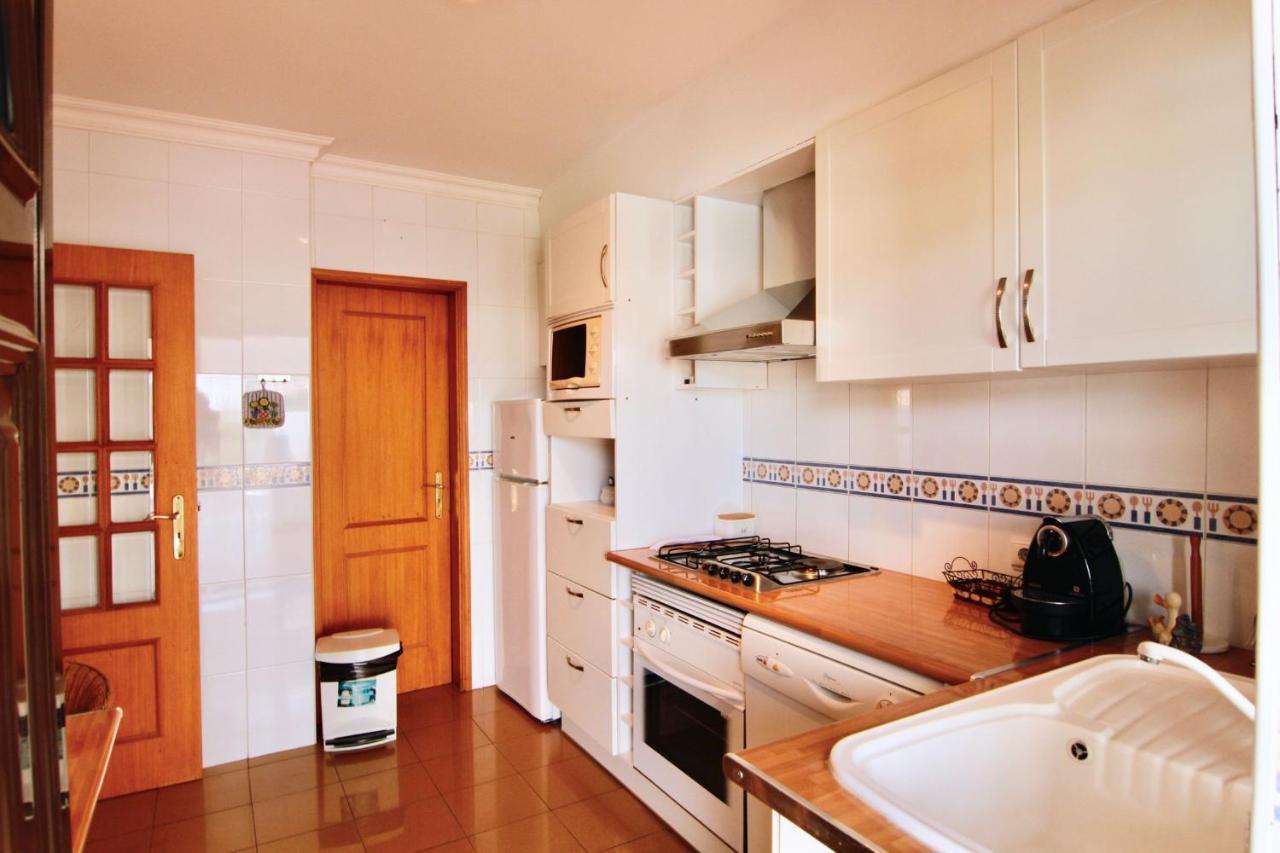 Lovelystay - Alto Dos Calicos 2Br House With Garden 阿尔布费拉 外观 照片