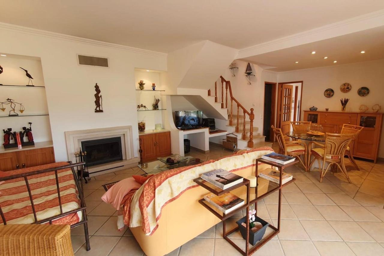 Lovelystay - Alto Dos Calicos 2Br House With Garden 阿尔布费拉 外观 照片